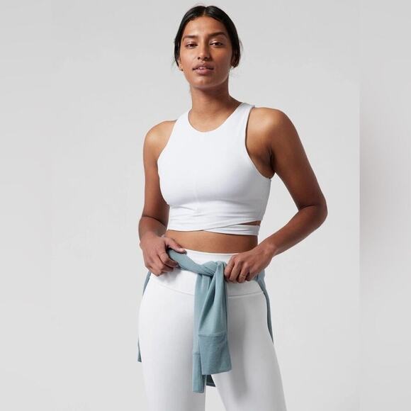Athleta Conscience Cut Out Crop D-DD in White Size Large New! - Picture 1 of 9
